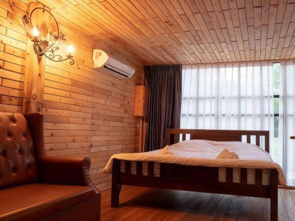 Hotel Oyo 75374 Baan Rak Mai Kanchanaburi Exterior foto